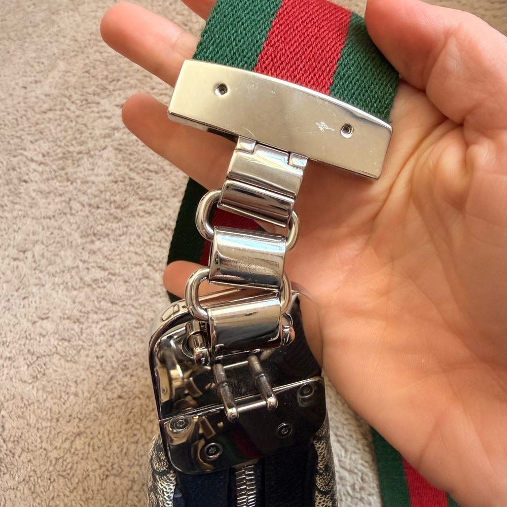 Gucci Beige and Blue Crossbody Bag with Green and Red Strap - Picture 5 of 13